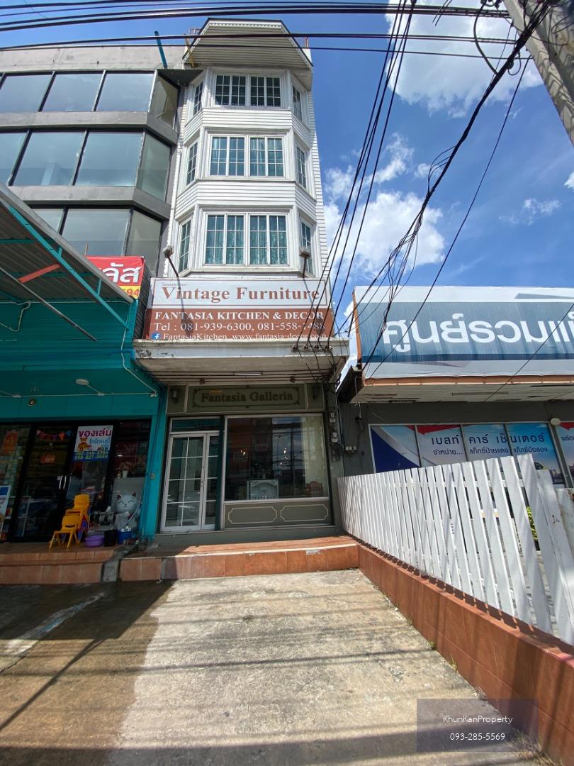 ✅ FOR SALE / RENT ✅ Commercial Building – Srinakarin Road 🔥 PRIME LOCATION