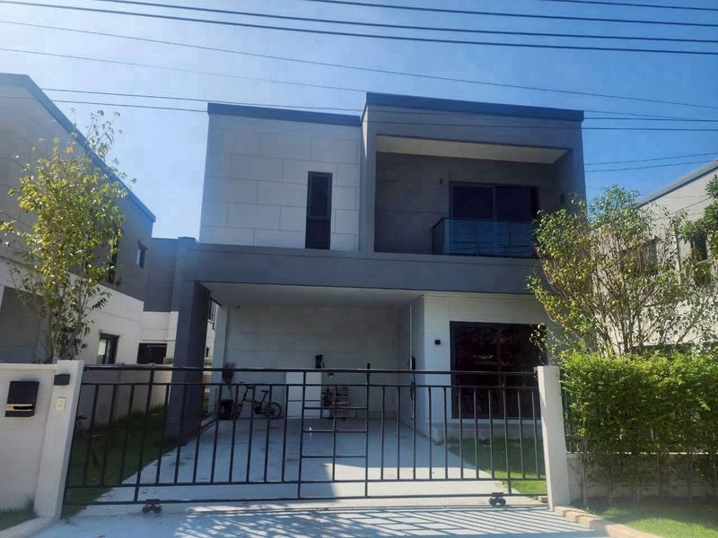 ✅FOR RENT✅ Centro Bangna 🔥 HOT DEAL