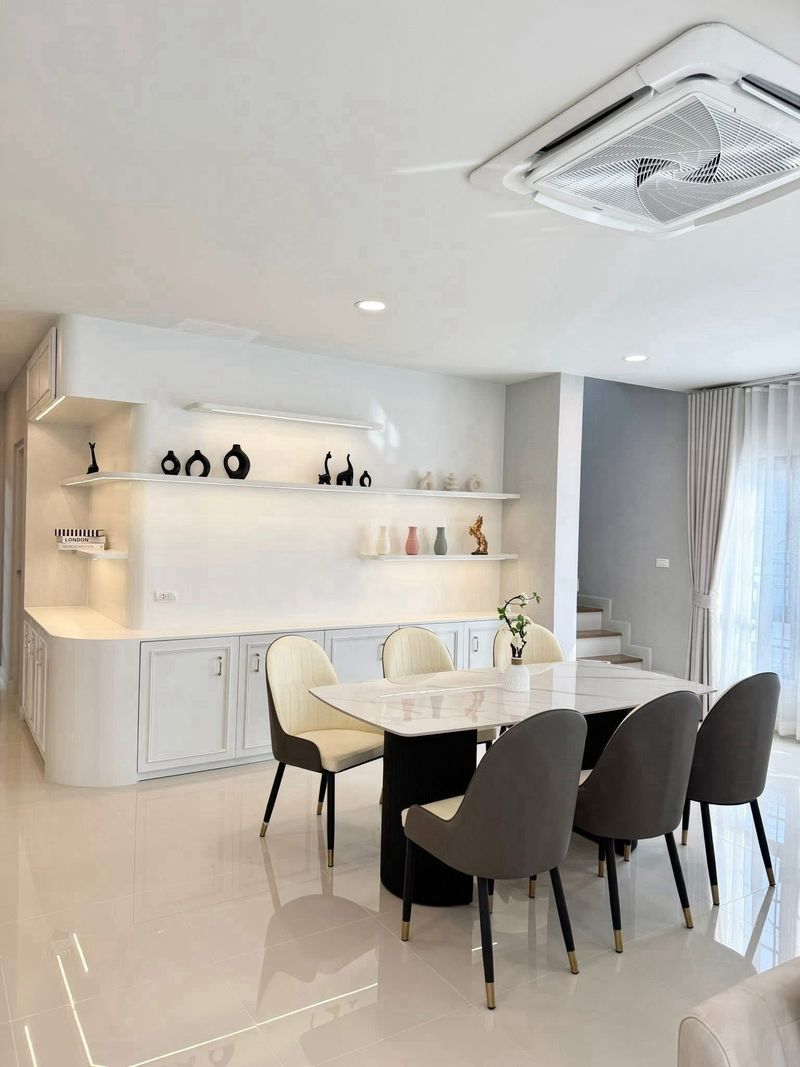 ✅ For Rent ✅ Centro Bangna 🔥 HOT DEAL 