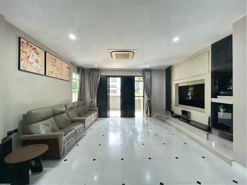 ✅ FOR SALE ✅ Nantawan Bangna km.7 🔥 M Size
